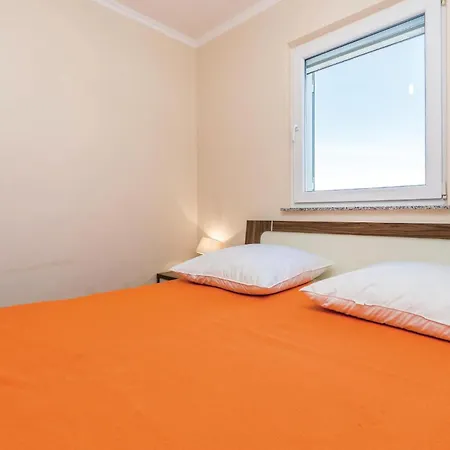 2 Bedroom Beautiful In Daire